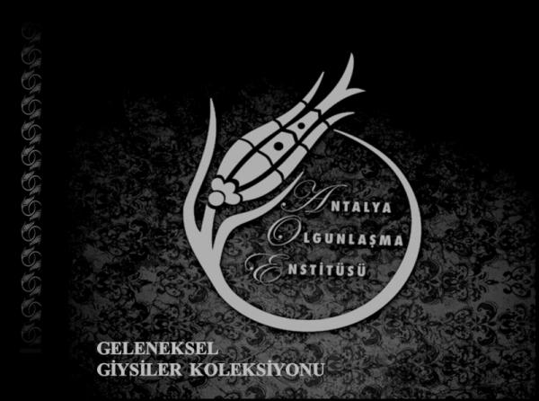 GELENEKSEL GİYSİLER KOLEKSİYONU